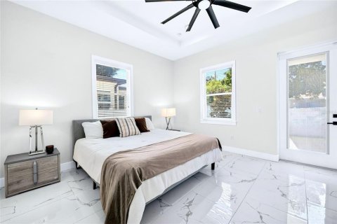 Villa ou maison à louer à Tampa, Floride: 4 chambres, 223.52 m2 № 2386683 - photo 22