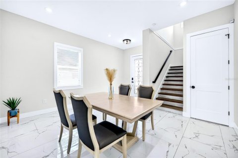 Villa ou maison à louer à Tampa, Floride: 4 chambres, 223.52 m2 № 2386683 - photo 20