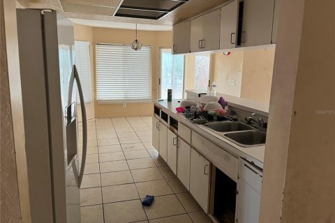House in Spring Hill, Florida 3 bedrooms, 165.18 sq.m. № 1543683 - photo 6