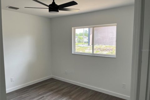 House in Spring Hill, Florida 3 bedrooms, 165.18 sq.m. № 1543683 - photo 11
