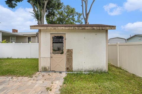 House in Tampa, Florida 3 bedrooms, 140.47 sq.m. № 1876779 - photo 27
