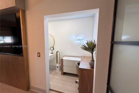 Casa en alquiler en Fort Lauderdale, Florida, 3 dormitorios, 96.25 m2 № 2011312 - foto 9