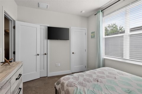 Touwnhouse à vendre à Clermont, Floride: 4 chambres, 175.4 m2 № 2295235 - photo 15
