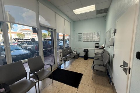 Immobilier commercial à vendre à Miami, Floride № 1952899 - photo 3