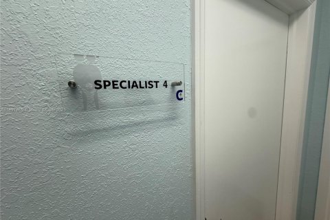 Immobilier commercial à vendre à Miami, Floride № 1952899 - photo 10