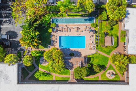 Condominio en venta en Pompano Beach, Florida, 1 dormitorio, 41.62 m2 № 2188417 - foto 18
