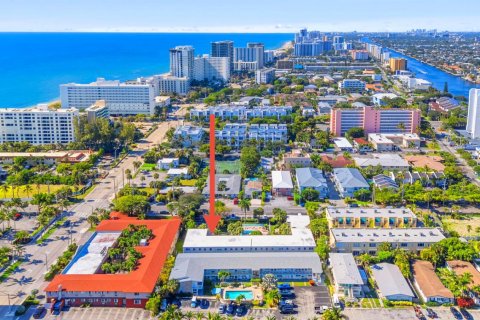 Condo in Pompano Beach, Florida, 1 bedroom № 2188417