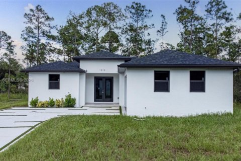 Villa ou maison à Lehigh Acres, Floride 4 chambres № 2171867