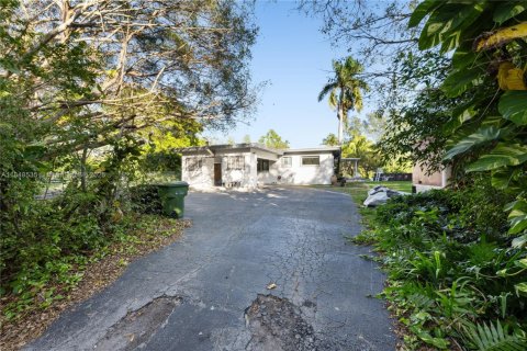 House in North Miami, Florida 4 bedrooms № 1850705 - photo 15
