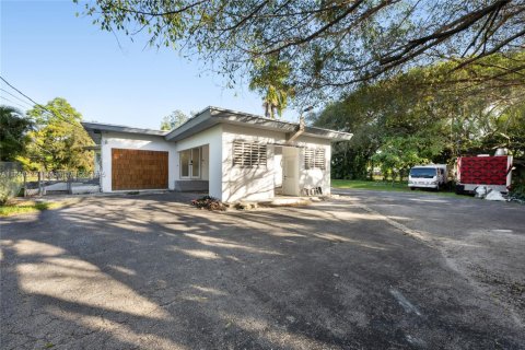 House in North Miami, Florida 4 bedrooms № 1850705 - photo 20