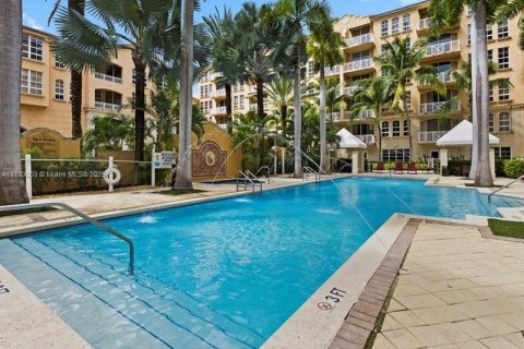 Condo in Aventura, Florida, 2 bedrooms  № 1931889 - photo 30