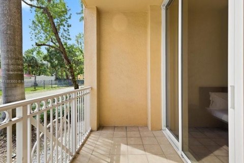 Condo in Aventura, Florida, 2 bedrooms  № 1931889 - photo 29