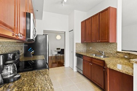 Condo in Aventura, Florida, 2 bedrooms  № 1931889 - photo 6
