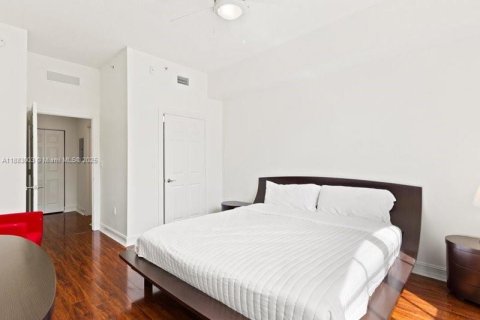 Condo in Aventura, Florida, 2 bedrooms  № 1931889 - photo 23