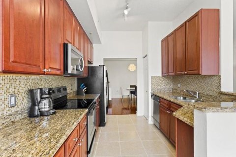 Condo in Aventura, Florida, 2 bedrooms  № 1931889 - photo 5