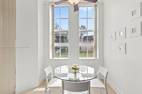 Condo in Aventura, Florida, 2 bedrooms  № 1931889 - photo 7