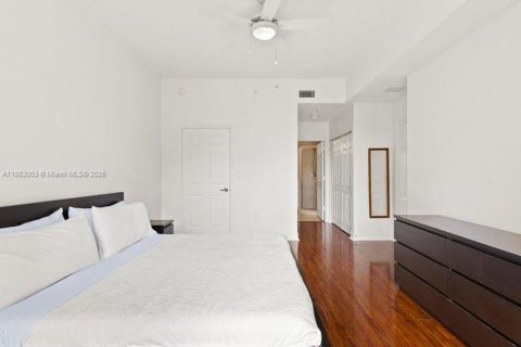 Condo in Aventura, Florida, 2 bedrooms  № 1931889 - photo 12