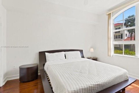 Condo in Aventura, Florida, 2 bedrooms  № 1931889 - photo 22