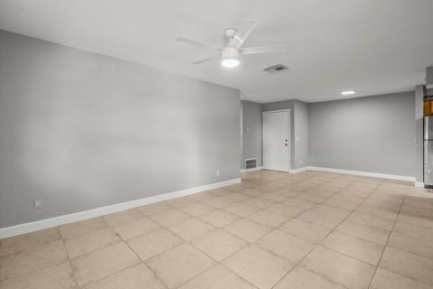 Купить кондоминиум в Брэндон, Флорида 5 комнат, 109.16м2, № 1548712 - фото 29