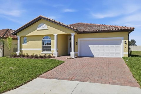 Villa ou maison à vendre à Haines City, Floride: 4 chambres, 207.45 m2 № 2214069 - photo 2