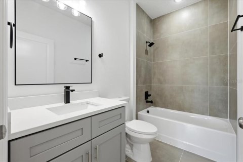 Villa ou maison à vendre à Haines City, Floride: 4 chambres, 207.45 m2 № 2214069 - photo 16