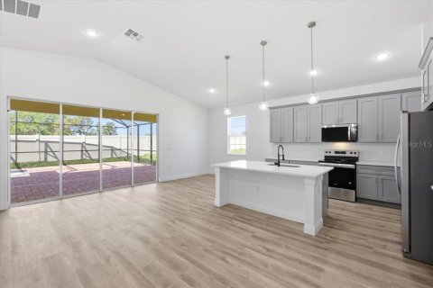 Villa ou maison à vendre à Haines City, Floride: 4 chambres, 207.45 m2 № 2214069 - photo 13