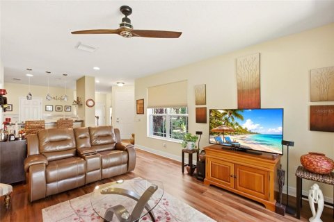 Adosado en venta en Palm Harbor, Florida, 3 dormitorios, 157.93 m2 № 2201433 - foto 12