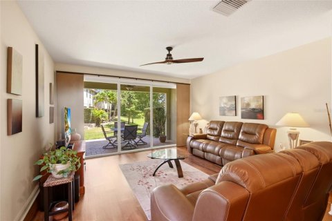 Adosado en venta en Palm Harbor, Florida, 3 dormitorios, 157.93 m2 № 2201433 - foto 10