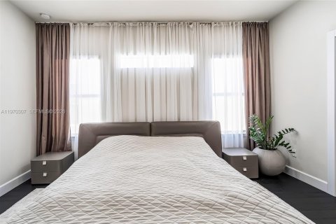 Casa en venta en Hollywood, Florida, 4 dormitorios, 199.93 m2 № 2038336 - foto 30