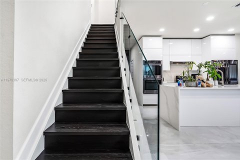 Casa en venta en Hollywood, Florida, 4 dormitorios, 199.93 m2 № 2038336 - foto 18