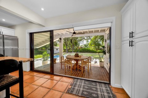 Casa en venta en Palmetto Bay, Florida, 4 dormitorios, 195.19 m2 № 2429717 - foto 18