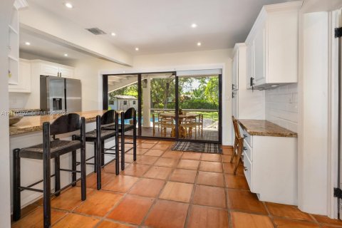Casa en venta en Palmetto Bay, Florida, 4 dormitorios, 195.19 m2 № 2429717 - foto 16