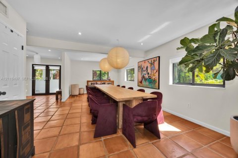 Casa en venta en Palmetto Bay, Florida, 4 dormitorios, 195.19 m2 № 2429717 - foto 11