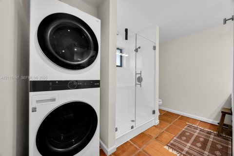 Casa en venta en Palmetto Bay, Florida, 4 dormitorios, 195.19 m2 № 2429717 - foto 25