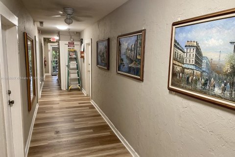 Appartement à louer à Coral Gables, Floride: 1 chambre, 41.81 m2 № 1877864 - photo 3
