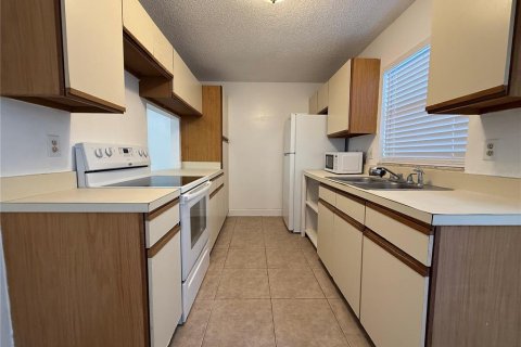 Condominio en venta en Orlando, Florida, 3 dormitorios, 121.42 m2 № 1509994 - foto 17