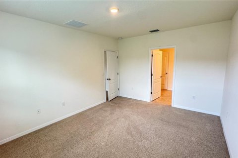Villa ou maison à louer à Kissimmee, Floride: 4 chambres, 173.91 m2 № 2379811 - photo 9