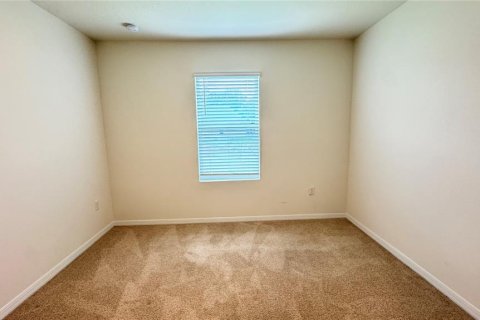 Villa ou maison à louer à Kissimmee, Floride: 4 chambres, 173.91 m2 № 2379811 - photo 14