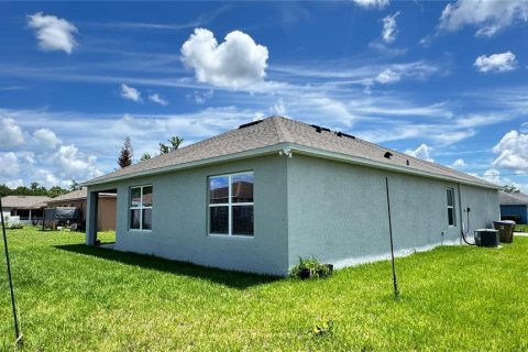 Villa ou maison à louer à Kissimmee, Floride: 4 chambres, 173.91 m2 № 2379811 - photo 26