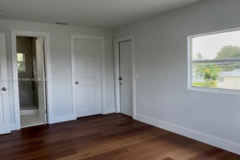 Villa ou maison à louer à Lauderhill, Floride: 5 chambres, 160.54 m2 № 1946747 - photo 20