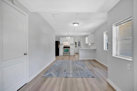 Villa ou maison à vendre à Orlando, Floride: 2 chambres, 91.42 m2 № 2148446 - photo 6