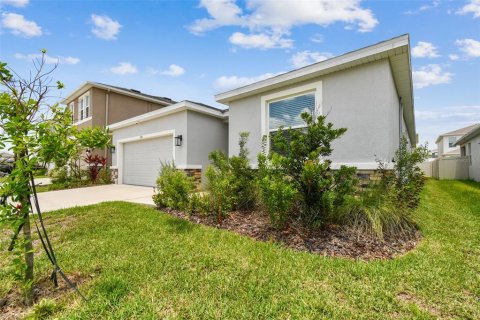 House in Wesley Chapel, Florida 4 bedrooms, 189.99 sq.m. № 1813089 - photo 4