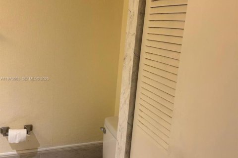 Condominio en venta en Lauderhill, Florida, 1 dormitorio, 72.46 m2 № 2033216 - foto 26