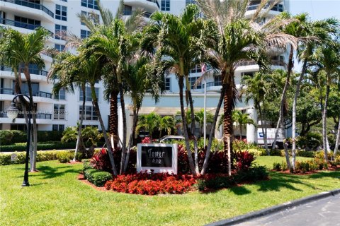 Купить кондоминиум в Авентура, Флорида 2 спальни, 125.7м2, № 1973472 - фото 3