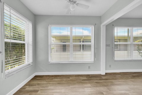 Villa ou maison à vendre à Boynton Beach, Floride: 2 chambres, 149.39 m2 № 2242083 - photo 15