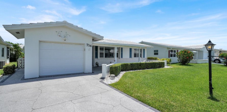 Villa ou maison à Boynton Beach, Floride 2 chambres, 149.39 m2 № 2242083