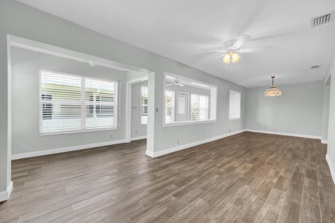 Villa ou maison à vendre à Boynton Beach, Floride: 2 chambres, 149.39 m2 № 2242083 - photo 12