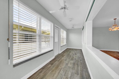 Villa ou maison à vendre à Boynton Beach, Floride: 2 chambres, 149.39 m2 № 2242083 - photo 16