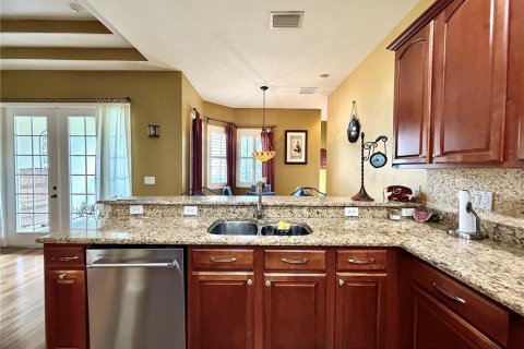 Casa en venta en Lutz, Florida, 4 dormitorios, 210.7 m2 № 2377445 - foto 9