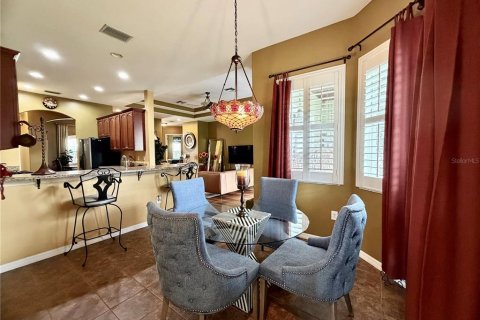 Casa en venta en Lutz, Florida, 4 dormitorios, 210.7 m2 № 2377445 - foto 13